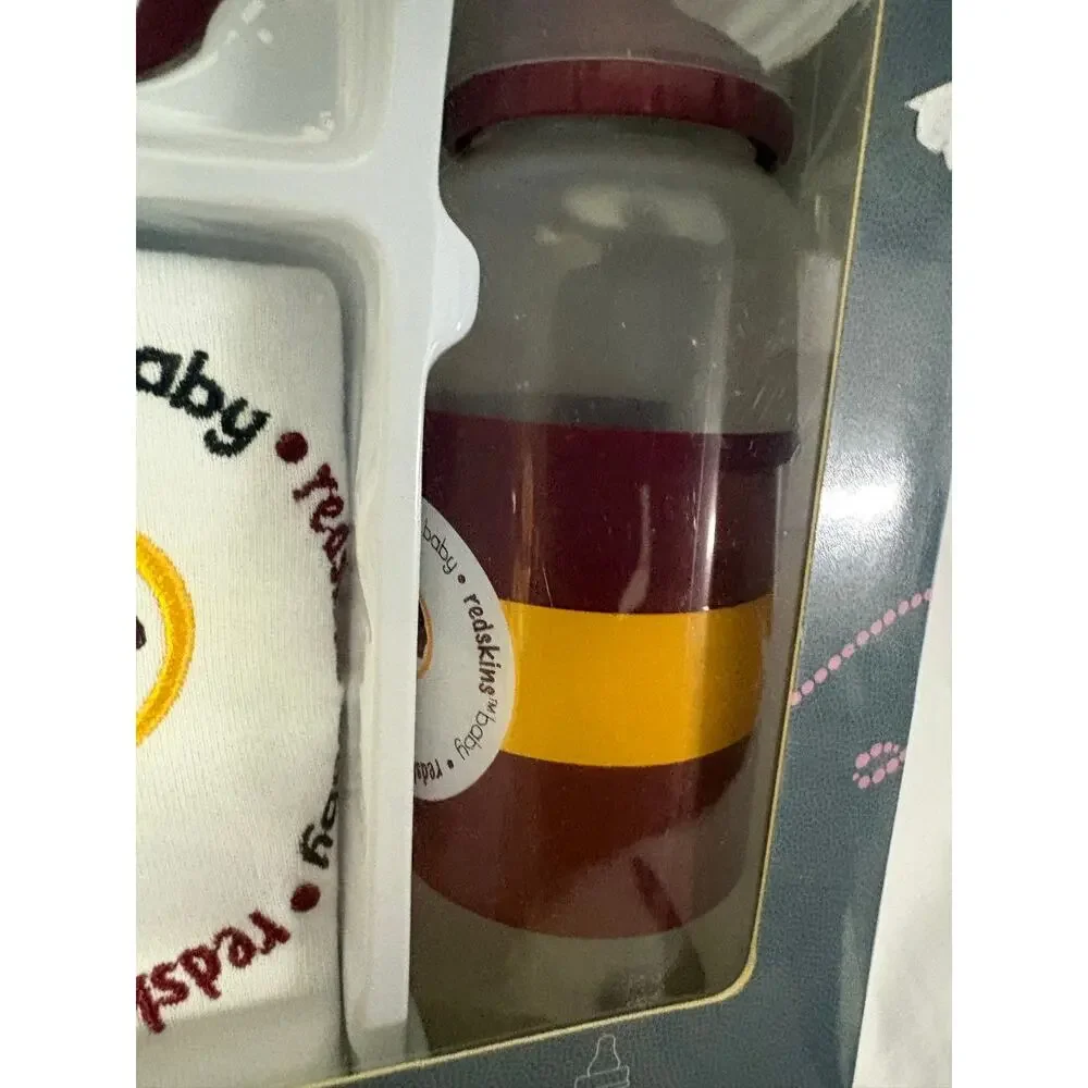 Vintage Licensed Washington Redskins Kickoff Collection 3 Piece Baby Feeding Set